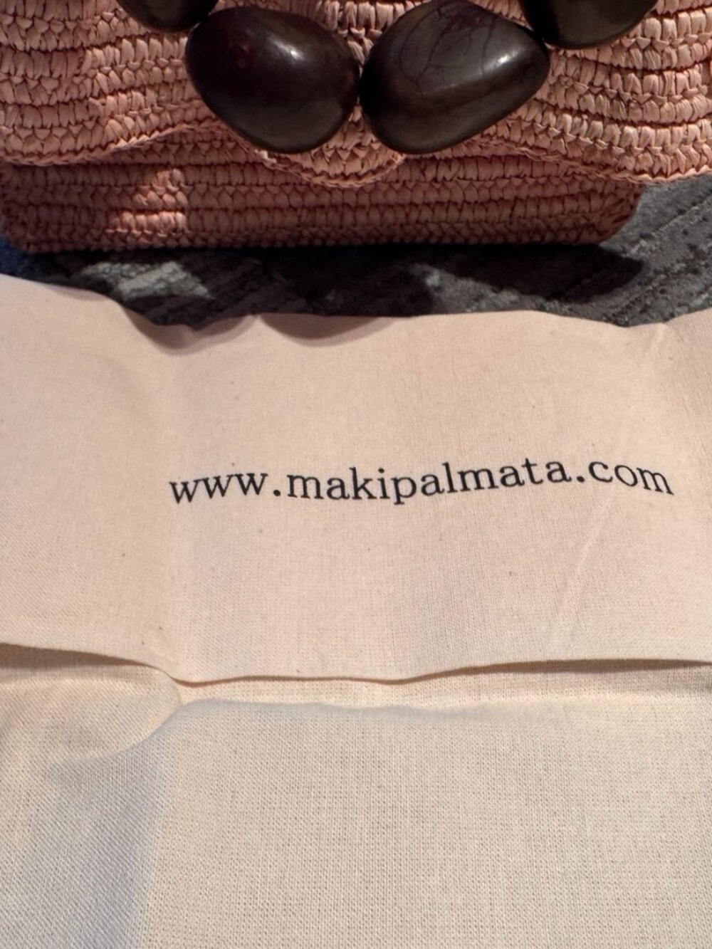 Maki Palmata Pink Raffia Tagua Beaded Shoulder Bag - Picture 6 of 9